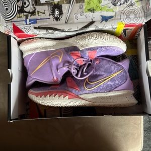 Kyrie 7 ‘Daughters’